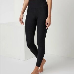 Vuori Women's Charcoal Leggings